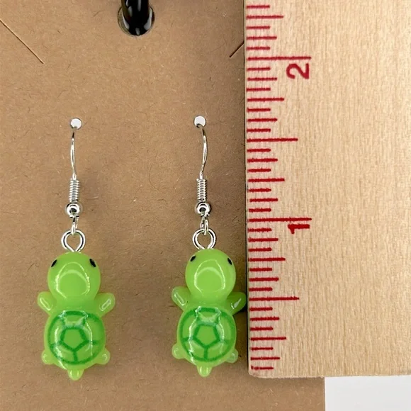 Cute Resin Turtle Dangle Earrings - Picture 2 of 2
